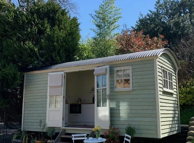 The City Hut